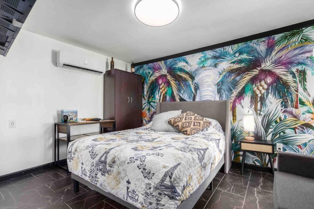 Your Tiny Downtown Home With Backyard Unit D Phoenix Exterior foto